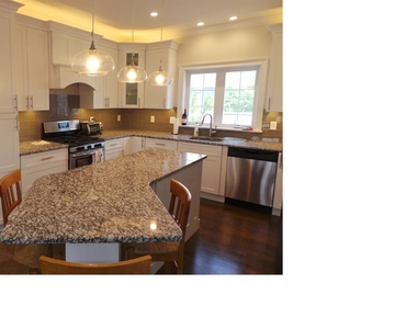 312 St Louis Avenue - Photo Thumbnail 2