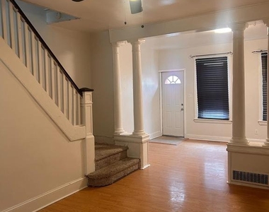 1308 W Lippincott Street - Photo Thumbnail 2