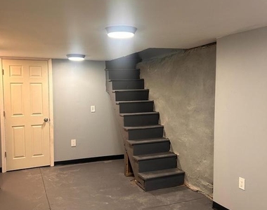 1308 W Lippincott Street - Photo Thumbnail 17