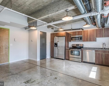 4800 Brown Street - Photo Thumbnail 2