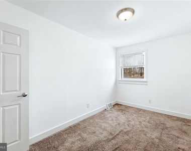 12450 Knights Road - Photo Thumbnail 18