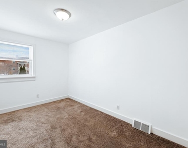 12450 Knights Road - Photo Thumbnail 16