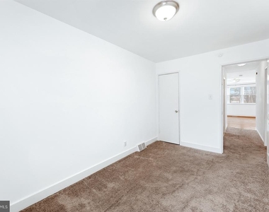 12450 Knights Road - Photo Thumbnail 17