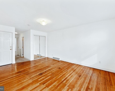 12450 Knights Road - Photo Thumbnail 7