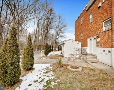 12450 Knights Road - Photo Thumbnail 3