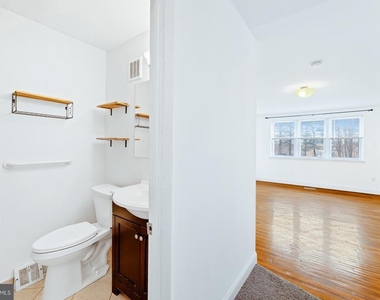 12450 Knights Road - Photo Thumbnail 15