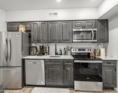 324 Darby Road - Photo Thumbnail 1