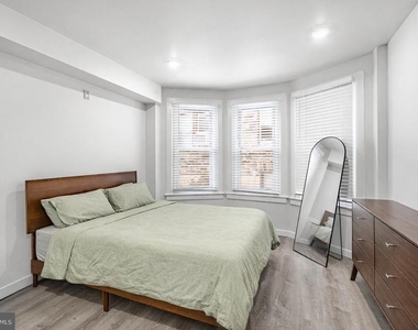 324 Darby Road - Photo Thumbnail 7