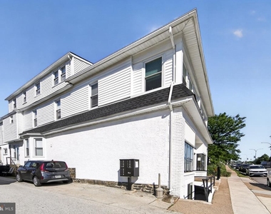 324 Darby Road - Photo Thumbnail 17