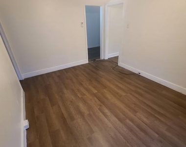 403 Pennington Avenue - Photo Thumbnail 9