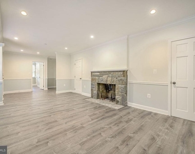 14911 New Hampshire Avenue - Photo Thumbnail 1