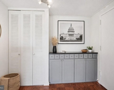 1301 Delaware Avenue Sw - Photo Thumbnail 4