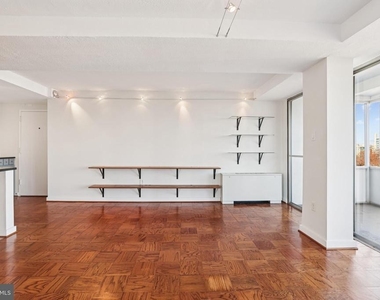 1301 Delaware Avenue Sw - Photo Thumbnail 15