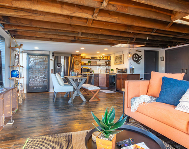104 W Main Street - Photo Thumbnail 9