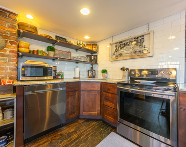 104 W Main Street - Photo Thumbnail 8