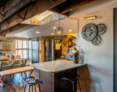 104 W Main Street - Photo Thumbnail 12