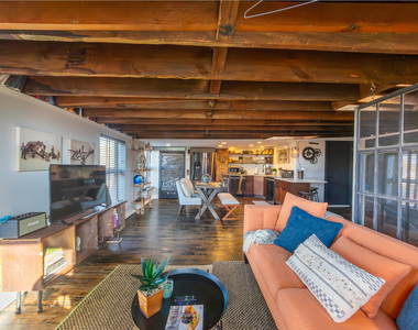 104 W Main Street - Photo Thumbnail 14