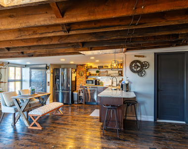 104 W Main Street - Photo Thumbnail 2