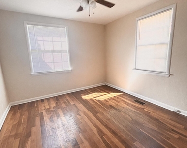 3233 Post Street - Photo Thumbnail 4