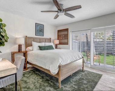 905 2nd Street N - Photo Thumbnail 5