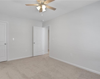 102 Jaxton Street - Photo Thumbnail 29