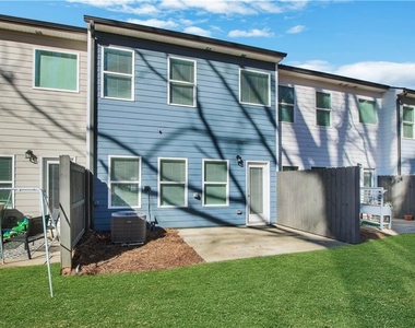 102 Jaxton Street - Photo Thumbnail 34