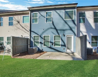 102 Jaxton Street - Photo Thumbnail 33