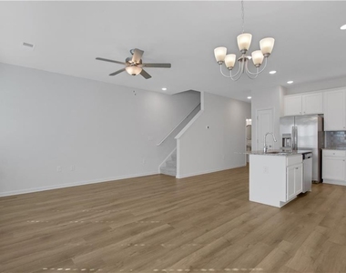 102 Jaxton Street - Photo Thumbnail 13
