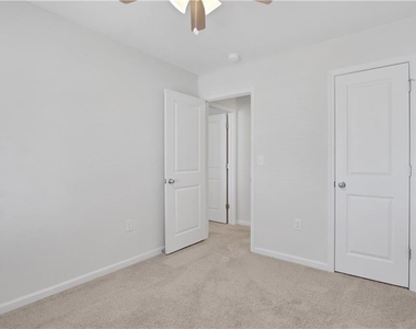 102 Jaxton Street - Photo Thumbnail 27