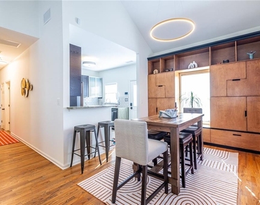 69 Randolph Street Ne - Photo Thumbnail 14