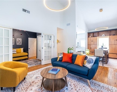 69 Randolph Street Ne - Photo Thumbnail 9