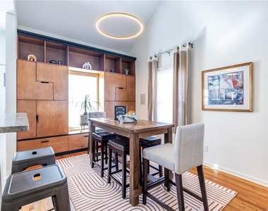 69 Randolph Street Ne - Photo Thumbnail 13