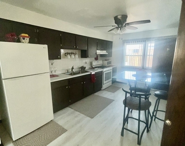 1601 Downs Drive - Photo Thumbnail 8
