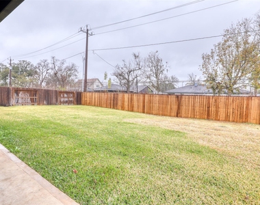 420 Magnolia Street - Photo Thumbnail 9