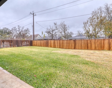 420 Magnolia Street - Photo Thumbnail 10
