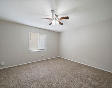 643 Ames Street - Photo Thumbnail 29