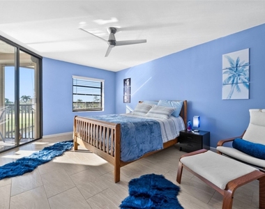413 Augusta Boulevard - Photo Thumbnail 10