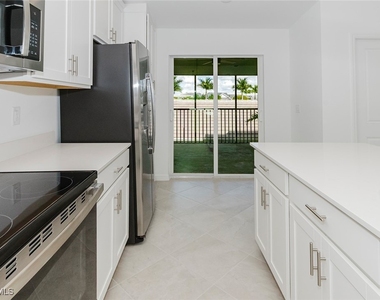 5410 Double Eagle Circle - Photo Thumbnail 7