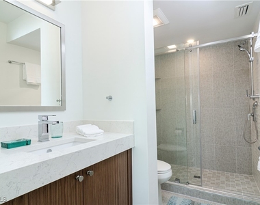 10682 Gulf Shore Drive - Photo Thumbnail 6