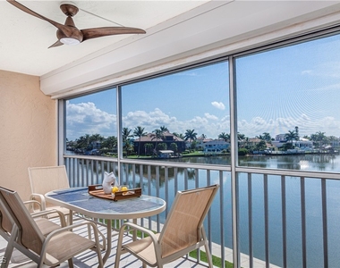 10682 Gulf Shore Drive - Photo Thumbnail 9