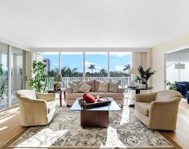 6361 Pelican Bay Boulevard - Photo Thumbnail 2
