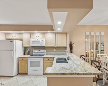 28064 Cavendish Court - Photo Thumbnail 4