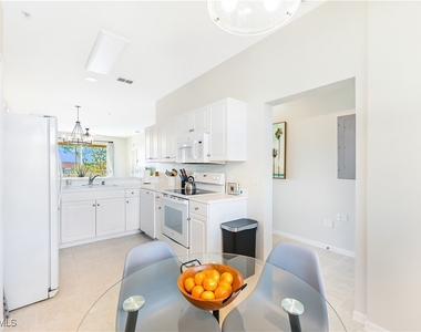 2730 Cypress Trace Circle - Photo Thumbnail 11