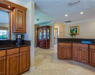 630 95th Avenue N - Photo Thumbnail 12
