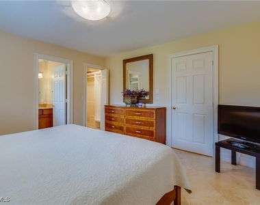 630 95th Avenue N - Photo Thumbnail 18