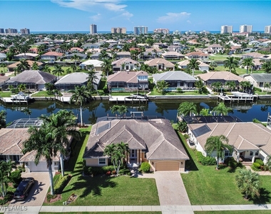 336 Waterleaf Court - Photo Thumbnail 20