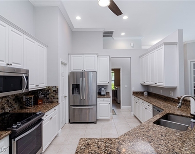 336 Waterleaf Court - Photo Thumbnail 11