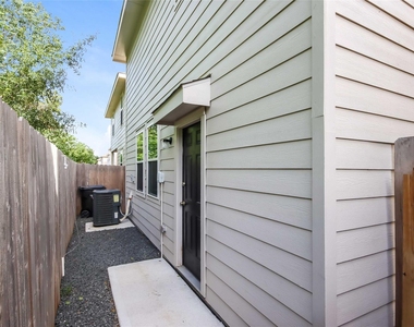 2635 Bouvardia Way - Photo Thumbnail 2