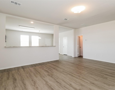 2635 Bouvardia Way - Photo Thumbnail 11