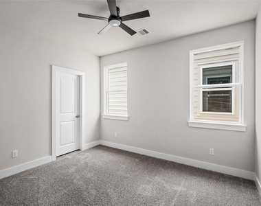 7224 Avenue B - Photo Thumbnail 24